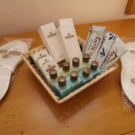 Alacati Antik Hotel Çeşme