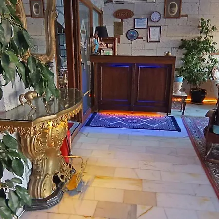 Alacati Antik Çeşme