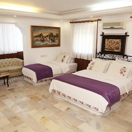 Alacati Antik Hotel