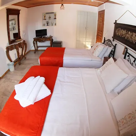 Alacati Antik Hotel *