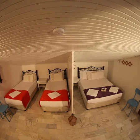 Alacati Antik Hotel *