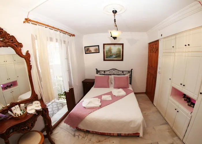 Alacati Antik Отель