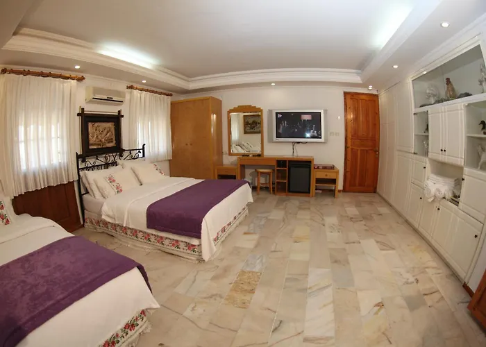 Alacati Antik Отель *