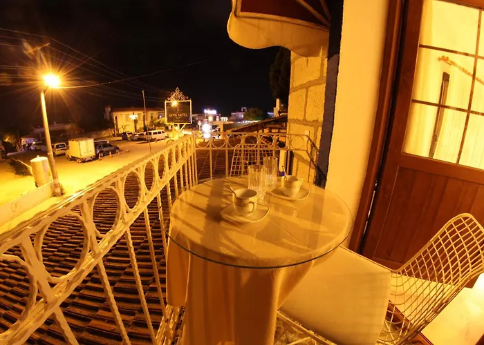 Alacati Antik Отель Кешме
