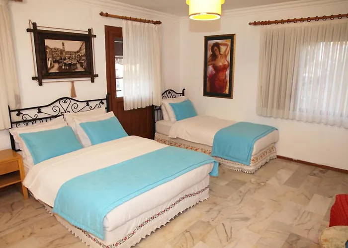Alacati Antik Отель Кешме