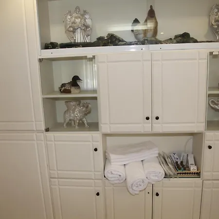 Alacati Antik Otel *