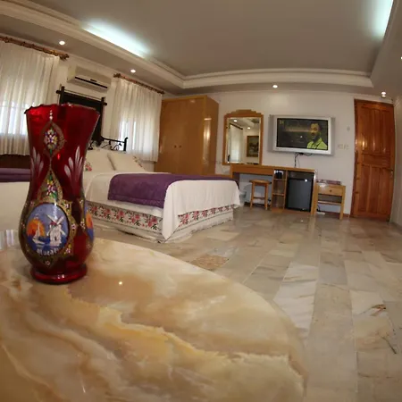 Alacati Antik Çeşme