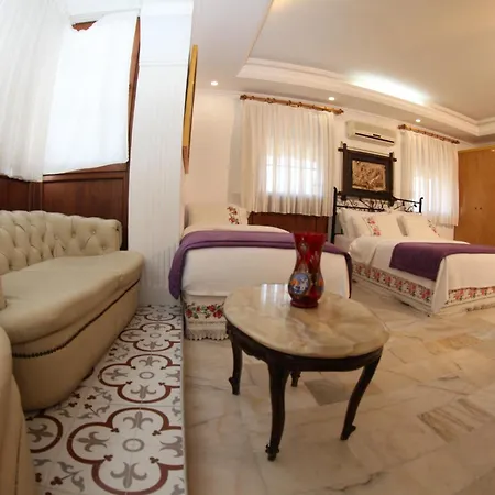 Alacati Antik * Çeşme